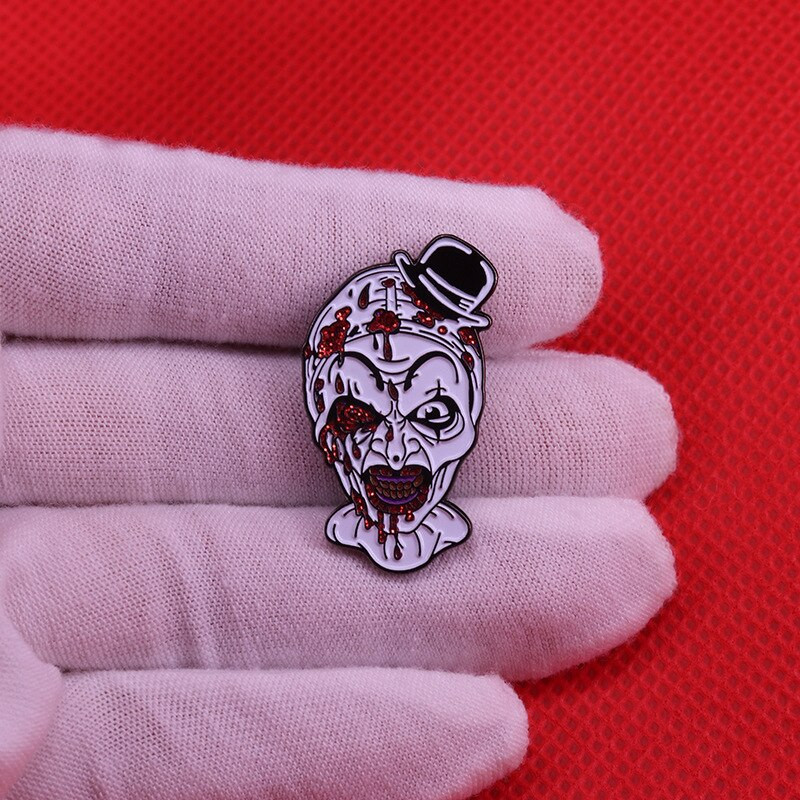 C1596 Značke klauna iz horor filmova s anime emajliranim iglama Broševi Igla za rever torbe Crtani značke na ruksaku Ukrasni nakit Poklon