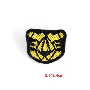 Uradi sam nove visokokvalitetne 3D ručno vezene bedževe, glava ptice, paunovo pero, aplikacija za narukvicu za kaput, broš na hlače