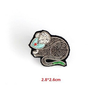 Uradi sam nove visokokvalitetne 3D ručno vezene bedževe, glava ptice, paunovo pero, aplikacija za narukvicu za kaput, broš na hlače