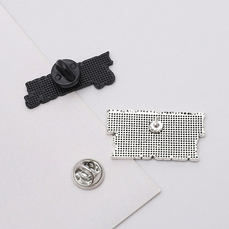 Dnd Dungeon Master And Dragon Enamel Bag Collar D20 INS Tide Personalized Badge Pins Αξεσουάρ Ρούχα κινουμένων σχεδίων Jean διακόσμηση