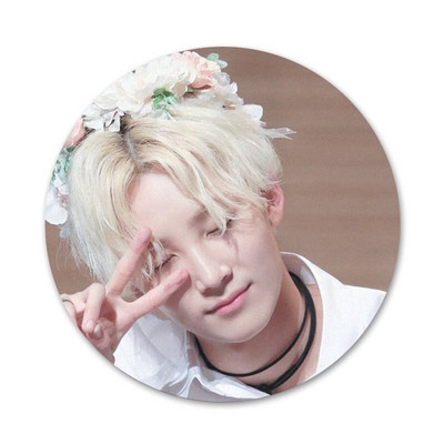 Sedemnásť jeonghan Odznak Brošňa Špendlíky Doplnky Na Oblečenie Batoh Dekorácia Darček 58mm
