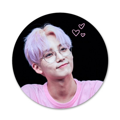 Sedemnásť jeonghan Odznak Brošňa Špendlíky Doplnky Na Oblečenie Batoh Dekorácia Darček 58mm