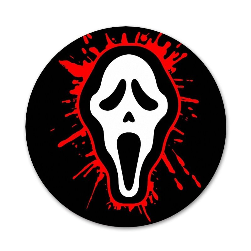 58 mm Ghostface Scream Icons Igle Dekoracija znački Broševi Metalne značke za odjeću Dekoracija ruksaka