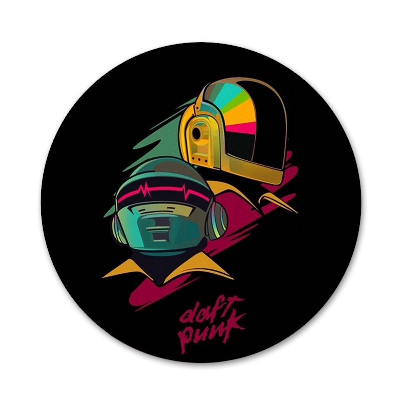 58 mm Daft Punk eripakkumine vertikaalsed ikoonid nööpnõelad märgi kaunistus prossid metallist märgid riiete jaoks seljakoti kaunistus