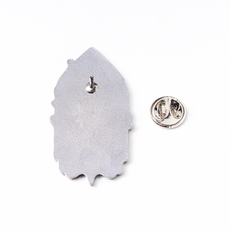 AD1931 Hollow Knight Καρφίτσες με σμάλτο Μεταλλική καρφίτσα Παιχνίδι Κόσμημα κινουμένων σχεδίων Σήμα για γυναίκες Ανδρικά σακίδιο με πέτο Τσάντες πλάτης Badge Kids Anime