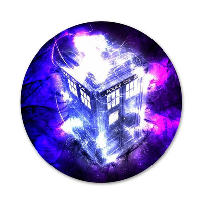 Tardis Doctor Dr Who politseikarbi ikoonid nööpnõelad märkide kaunistus prossid metallist märgid riiete jaoks seljakoti kaunistus