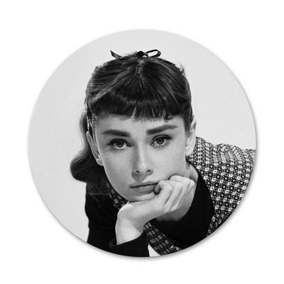fashion lady audrey Hepburn Badge καρφίτσα καρφίτσα Αξεσουάρ για ρούχα Σακίδιο πλάτης Διακόσμηση δώρο 58mm