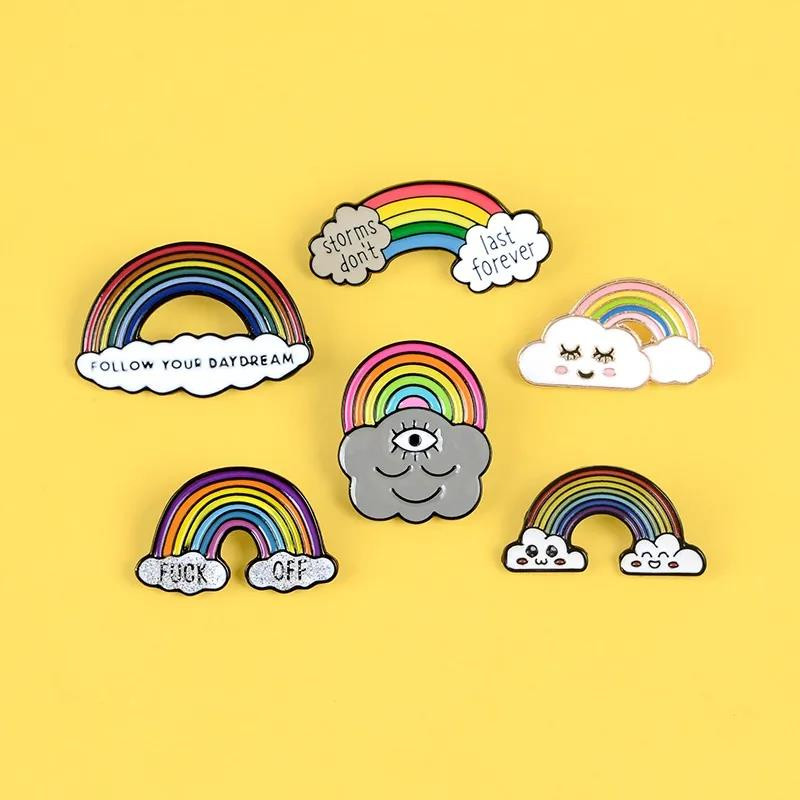 Прекрасни значки Rainbow Cloud Brooch INS Tide Сладки японски персонализирани креативни анимационни игли Фиксирани дрехи Аксесоари за раница