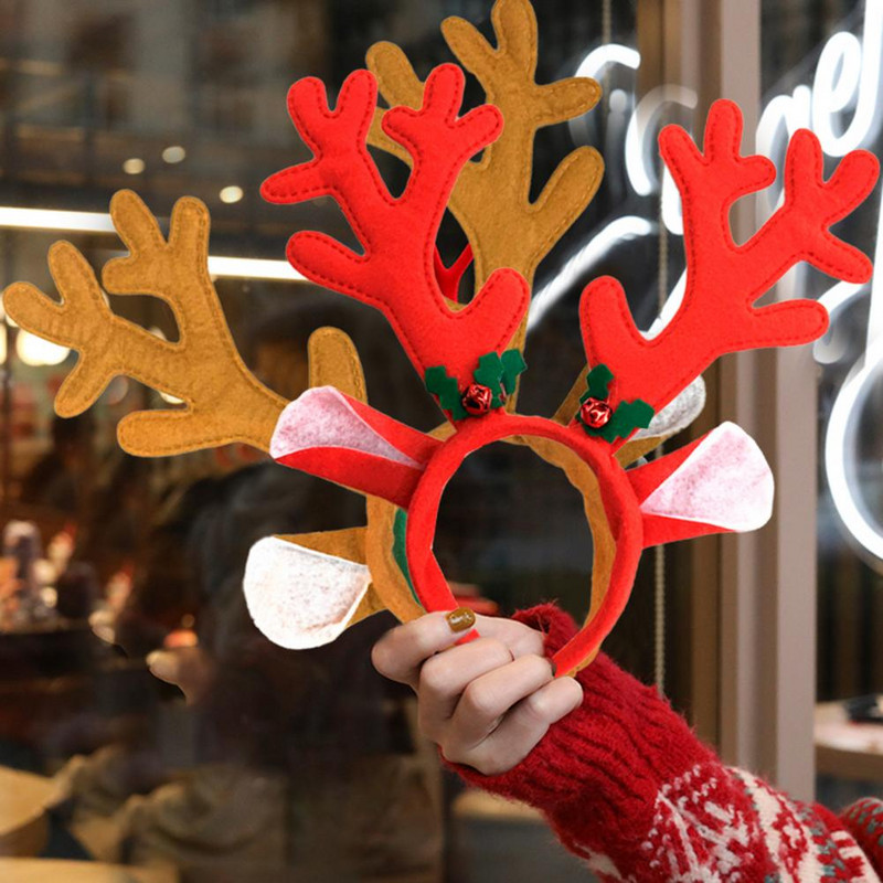 Jõulupeapael Peen töötlusega jõulupeapael Jõululine põhjapõdra sarvede peapael