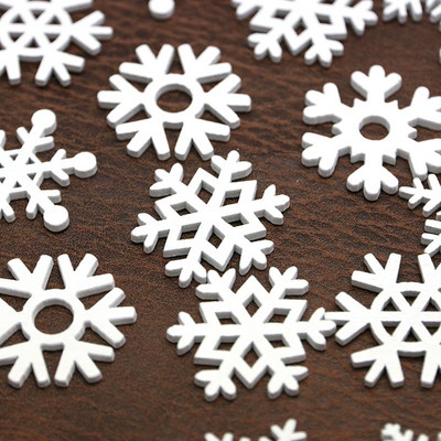 (50 бр.) Дървени снежинки с бяла смесена форма Коледни орнаменти Висулки Новогодишни декорации за дома
