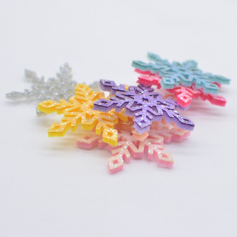 50 tk/partiid Säravad lumehelbed Kodukaunistused DIY jõuluõmblusrajad Jõulupuu kaunistused Kleebised Peakatted Aksessuaarid