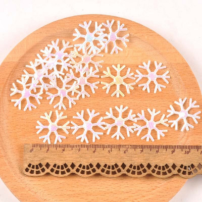 50 τμχ/παρτίδα ανάμεικτα χριστουγεννιάτικα μπάλωμα χιονονιφάδας τσόχα πολυεστέρα Απλικέ Αυτοκόλλητο χειροτεχνίας Scrapbooking Μη υφαντό μπάλωμα DIY CP2324