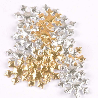 50 ks 15-40 mm biele falošné snehové vločky Vianočná svadobná dekorácia DIY scéna Nový rok Vianočný stromček Okno Scrapbooking Dekorácia c2324
