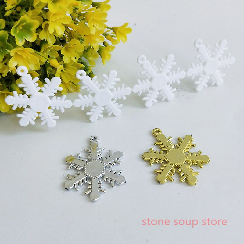 24 τμχ Πλαστικές νιφάδες χιονιού Χριστουγεννιάτικο μενταγιόν Διακοσμητικό χειροτεχνία Diy αξεσουάρ Χρυσό Ασημί Λευκό Snowflake 3,8cm