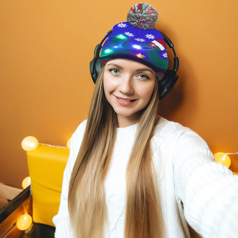 LED božićne kape za odrasle Svjetleći pleteni džemper Božićni šešir Djeda Mraza Zimska bljeskajuća kapa za Božićni poklon za Novu 2021.