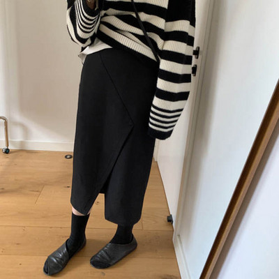 Дамска пола за бременни със средна дължина