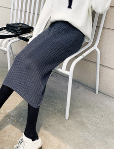 Dviejų spalvų moteriškas laisvalaikio sijonas nėščiajai