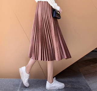 Keturių spalvų sijonas nėščiajai