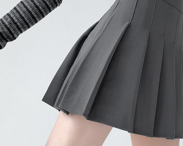 Moteriškas žieminis klostuotas sijonas nėščiosioms