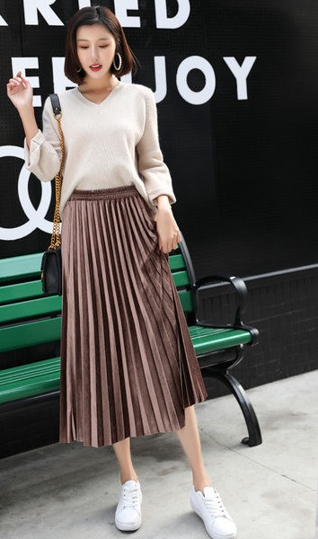 Naiste pikk rasedate seelik neljas värvitoonis