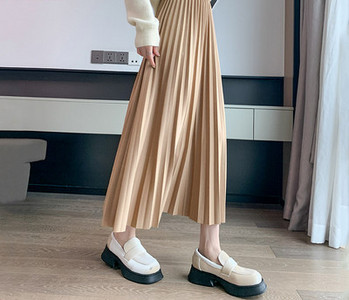 Зимна плисирана пола със средна дължина