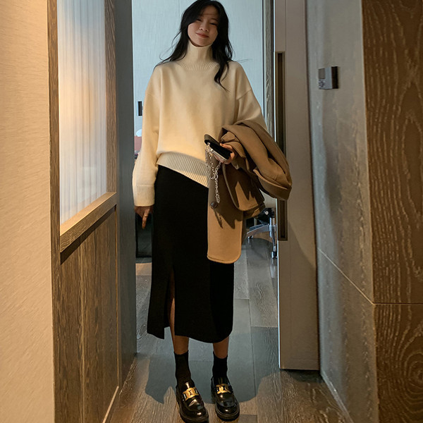 Ženska crna suknja - s trudničkim prorezom