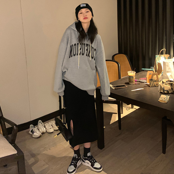 Ženska crna suknja - s trudničkim prorezom