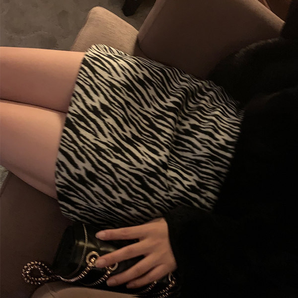 Дамска къса - пола за бременни 