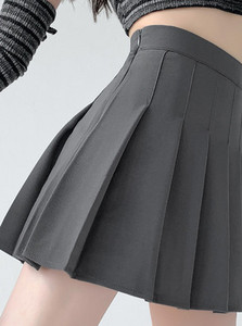 Дамска модерна къса пола в различни цветове