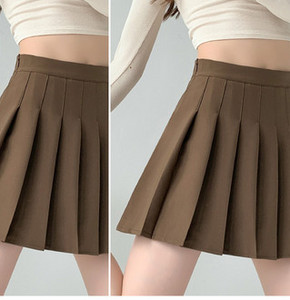 Дамска модерна къса пола в различни цветове