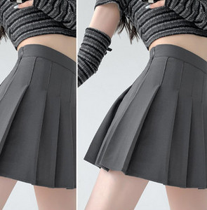 Дамска модерна къса пола в различни цветове