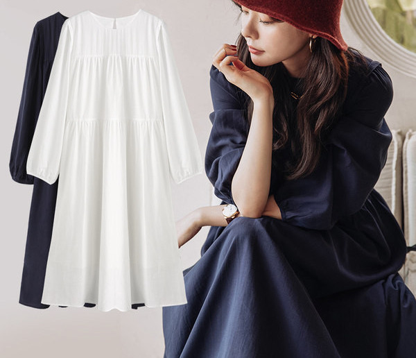 Широк модел дамска рокля с овално деколте за бременни