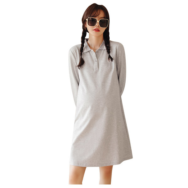 Спортна рокля за бременни с класическа яка и копчета 