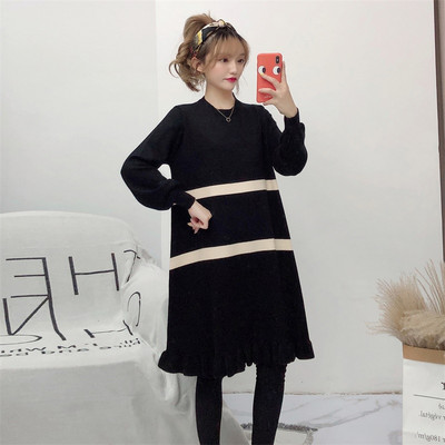 Зимна дълга рокля за бременни с дълъг ръкав и овално деколте