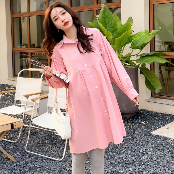 Ежедневна рокля за бременни с класическа яка и копчета 