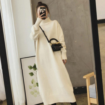 Ежедневна дамска рокля с висока яка за бременни