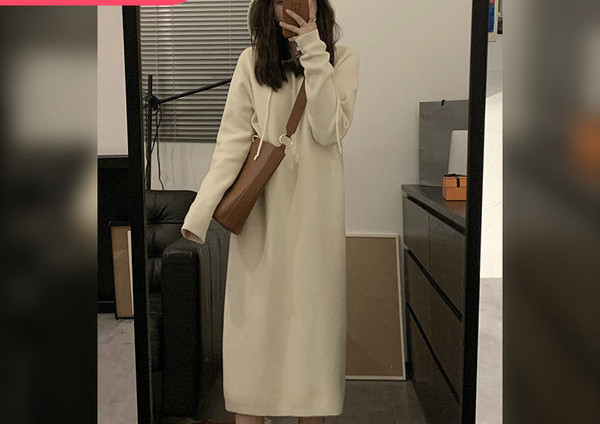 Есенно-зимна рокля за бременни с връзки