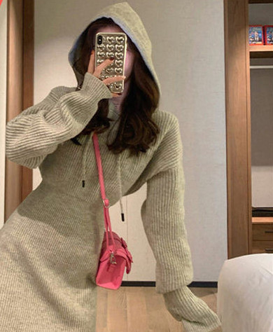 Дамска рокля с качулка и връзки за бременни 