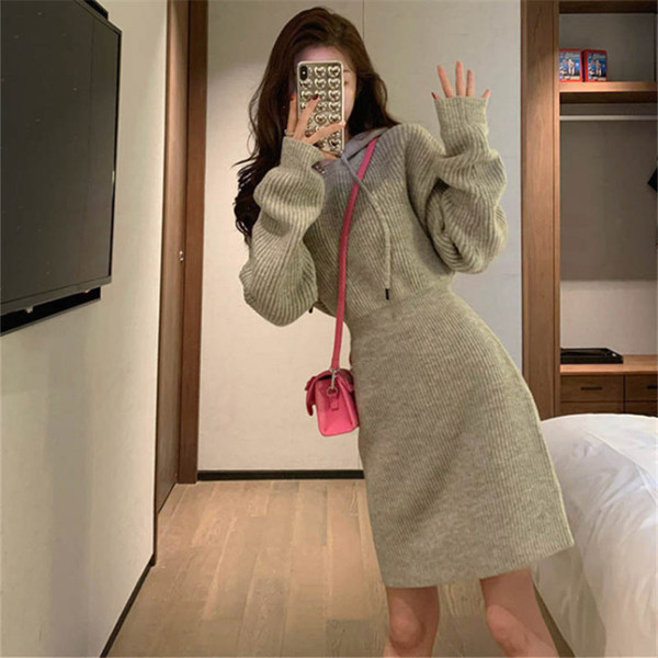 Дамска рокля с качулка и връзки за бременни 