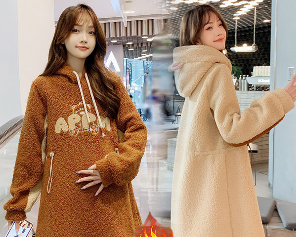 Дамска плюшена рокля с качулка за бременни 