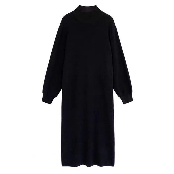 Ежедневна рокля с висока яка за бременни