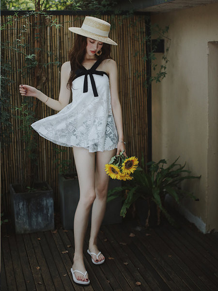 Бански костюм от две части за бременни