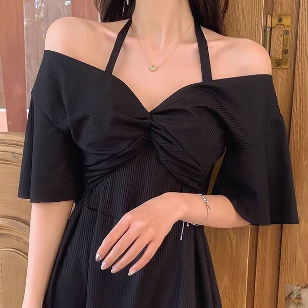 Μοντέρνο γυναικείο ολόσωμο μαγιό - πολλά χρώματα