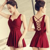 Ολόσωμο μαγιό εγκυμοσύνης με φαρδιές τιράντες