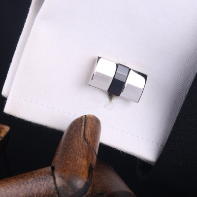 Мъжки ръкавели с цветни камъни