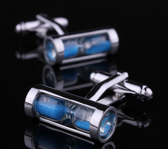 Разнообразни модели  копчета за ръкавели