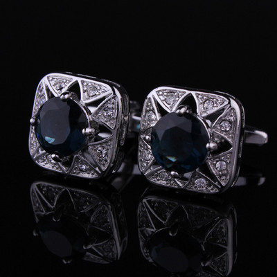 Разнообразни модели  копчета за ръкавели