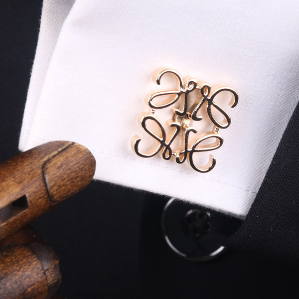 Мъжки ръкавели в златист цвят