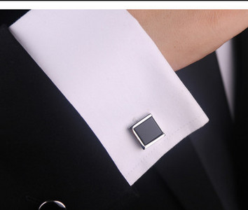 Разнообразен модел копчета за мъжки ръкавели