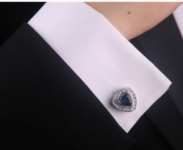 Разнообразен модел копчета за мъжки ръкавели